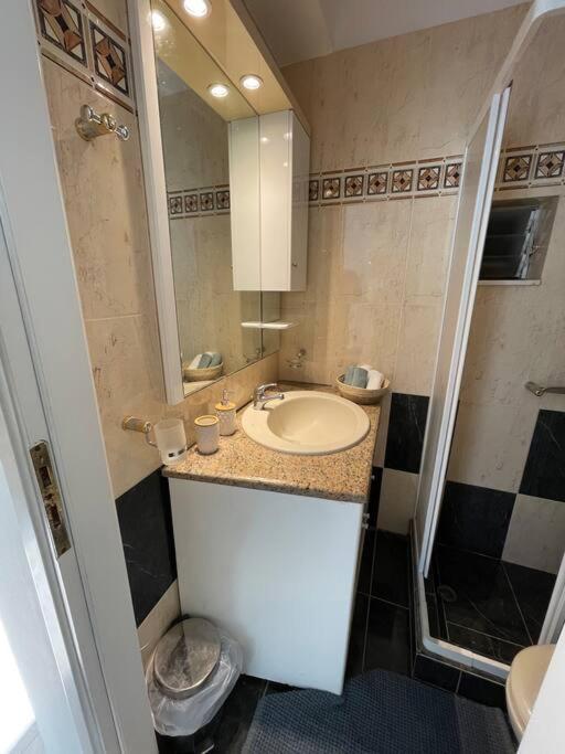 Montnoir Appartement Mavrovoúnion Extérieur photo